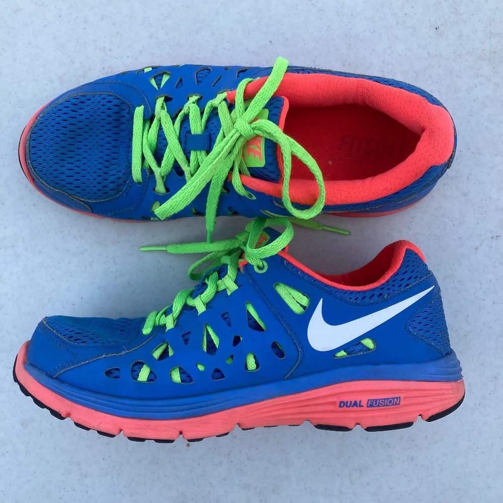NIKE Dual Fusion Run 2 Womens Size 7.5 Running Shoes Sneakers Blue - 599564-400